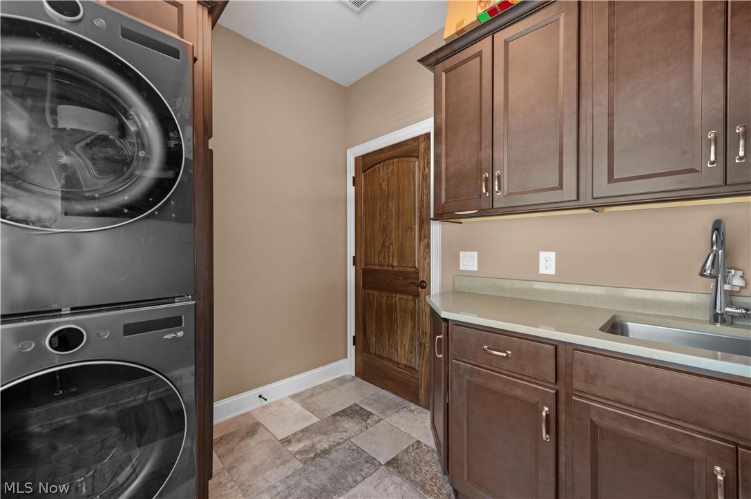 1045 N Quarry Road Amherst OH 44001