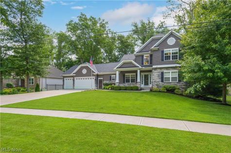 1045 N Quarry Road Amherst OH 44001