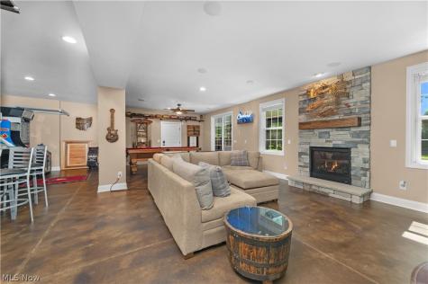 1045 N Quarry Road Amherst OH 44001