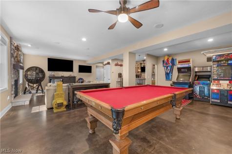 1045 N Quarry Road Amherst OH 44001