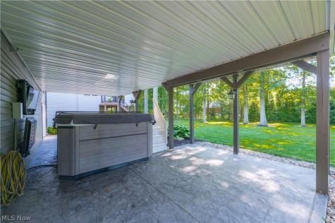 1045 N Quarry Road Amherst OH 44001