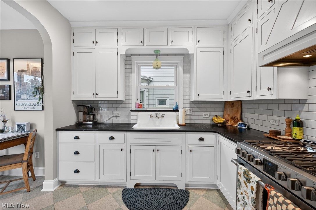 1358 Summit Avenue Lakewood OH 44107
