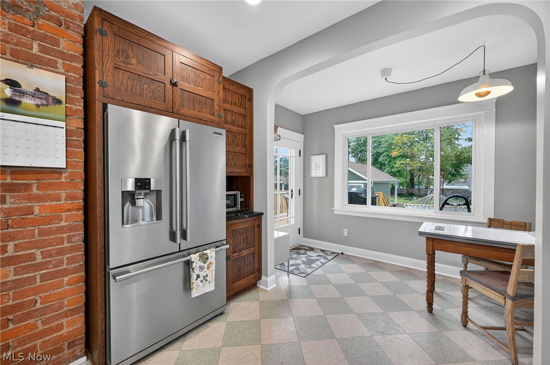 1358 Summit Avenue Lakewood OH 44107