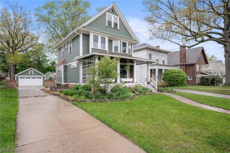 1358 Summit Avenue Lakewood OH 44107