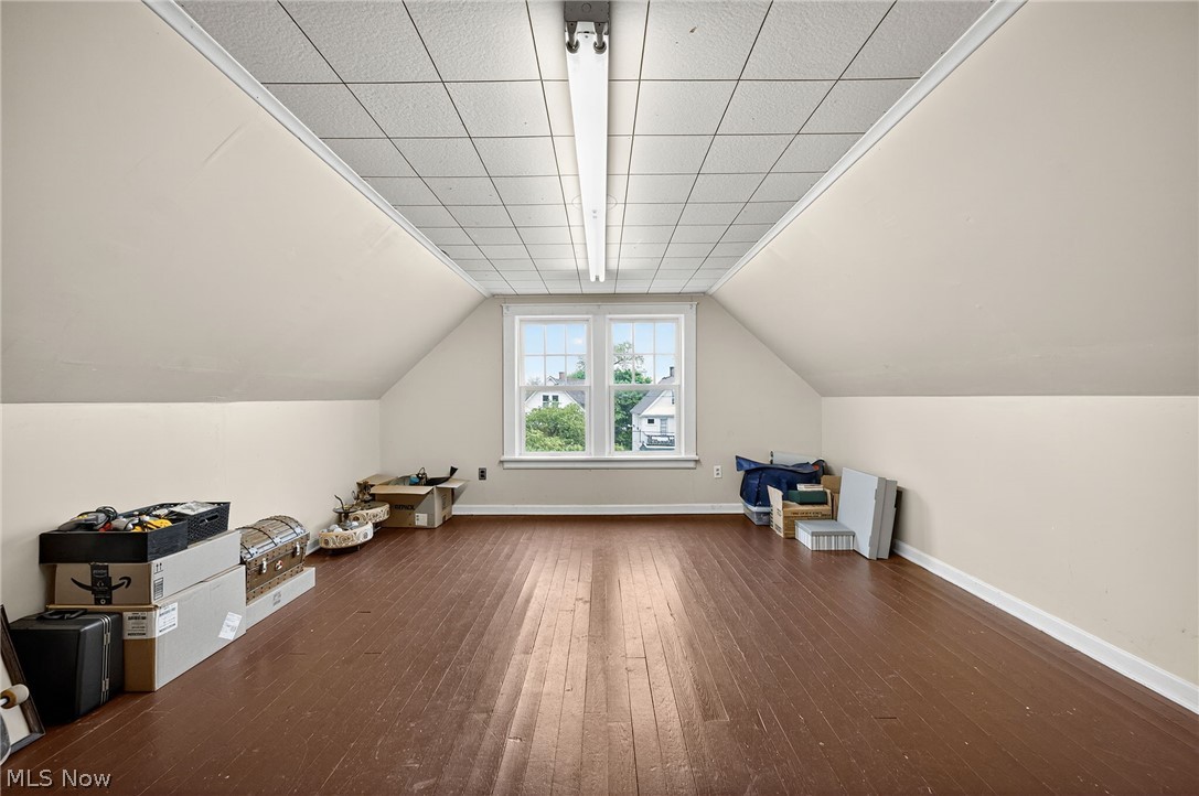 1358 Summit Avenue Lakewood OH 44107