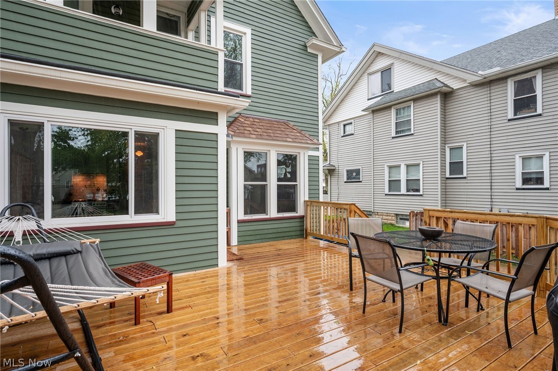 1358 Summit Avenue Lakewood OH 44107