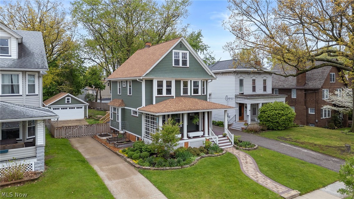 1358 Summit Avenue Lakewood OH 44107