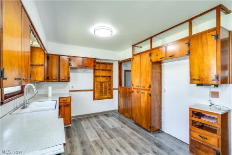 295 E Boxwood Avenue Akron OH 44301