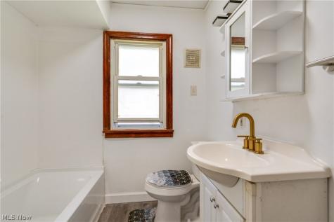295 E Boxwood Avenue Akron OH 44301
