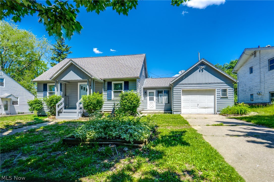 295 E Boxwood Avenue Akron OH 44301