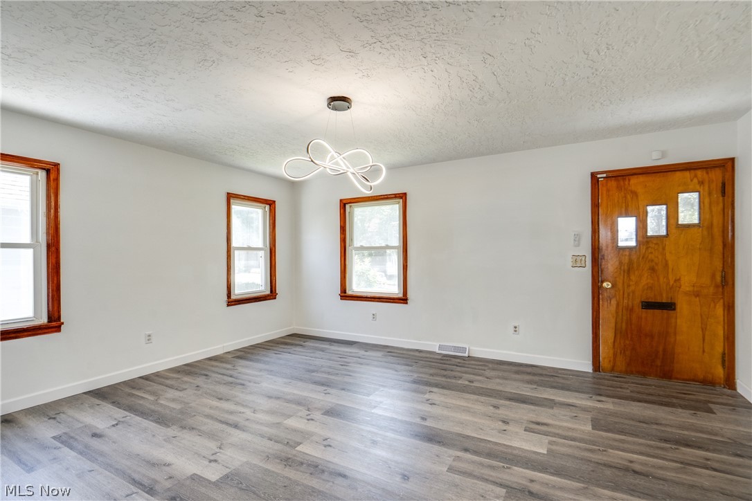 295 E Boxwood Avenue Akron OH 44301