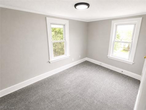 1318 Arnold Avenue Akron OH 44305