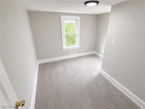 1318 Arnold Avenue Akron OH 44305