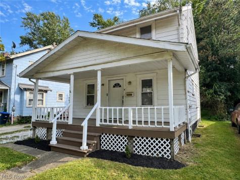 1318 Arnold Avenue Akron OH 44305
