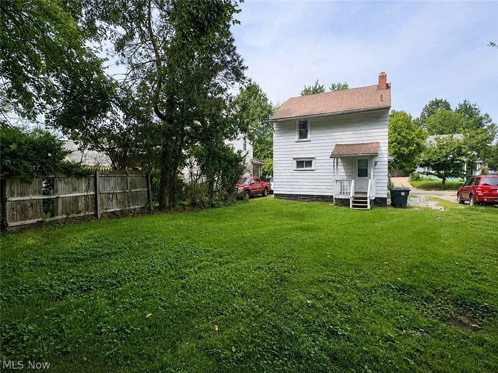 1318 Arnold Avenue Akron OH 44305
