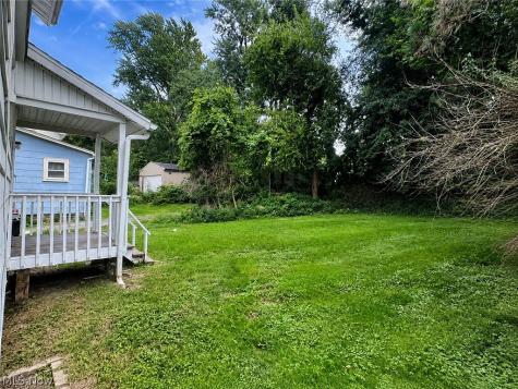 1318 Arnold Avenue Akron OH 44305