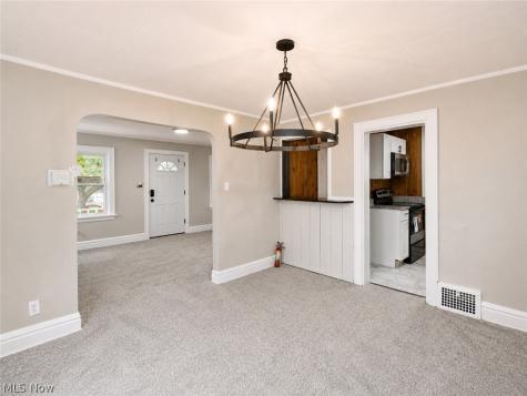 1318 Arnold Avenue Akron OH 44305