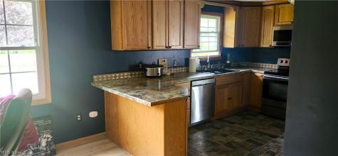 3525 Balsamwood Boulevard NW Uniontown OH 44685
