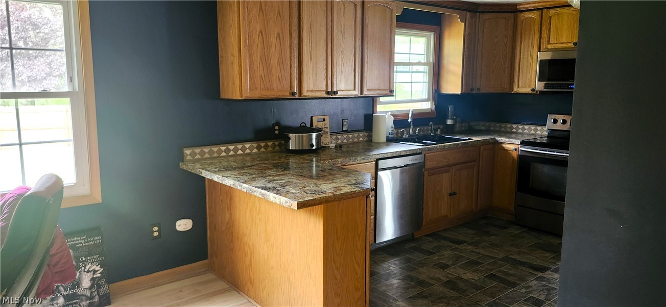 3525 Balsamwood Boulevard NW Uniontown OH 44685