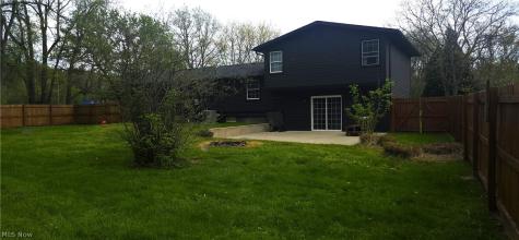 3525 Balsamwood Boulevard NW Uniontown OH 44685