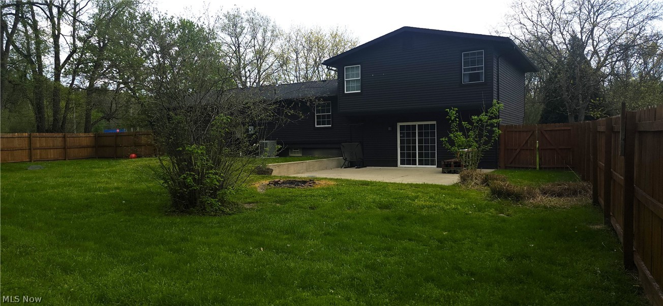3525 Balsamwood Boulevard NW Uniontown OH 44685