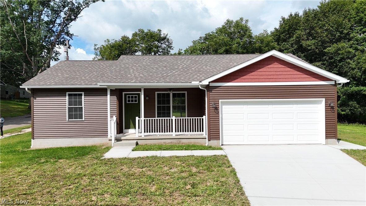 43 Narcissa Avenue Struthers OH 44471