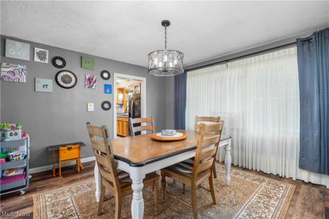 1908 Wallace Lane Lorain OH 44053