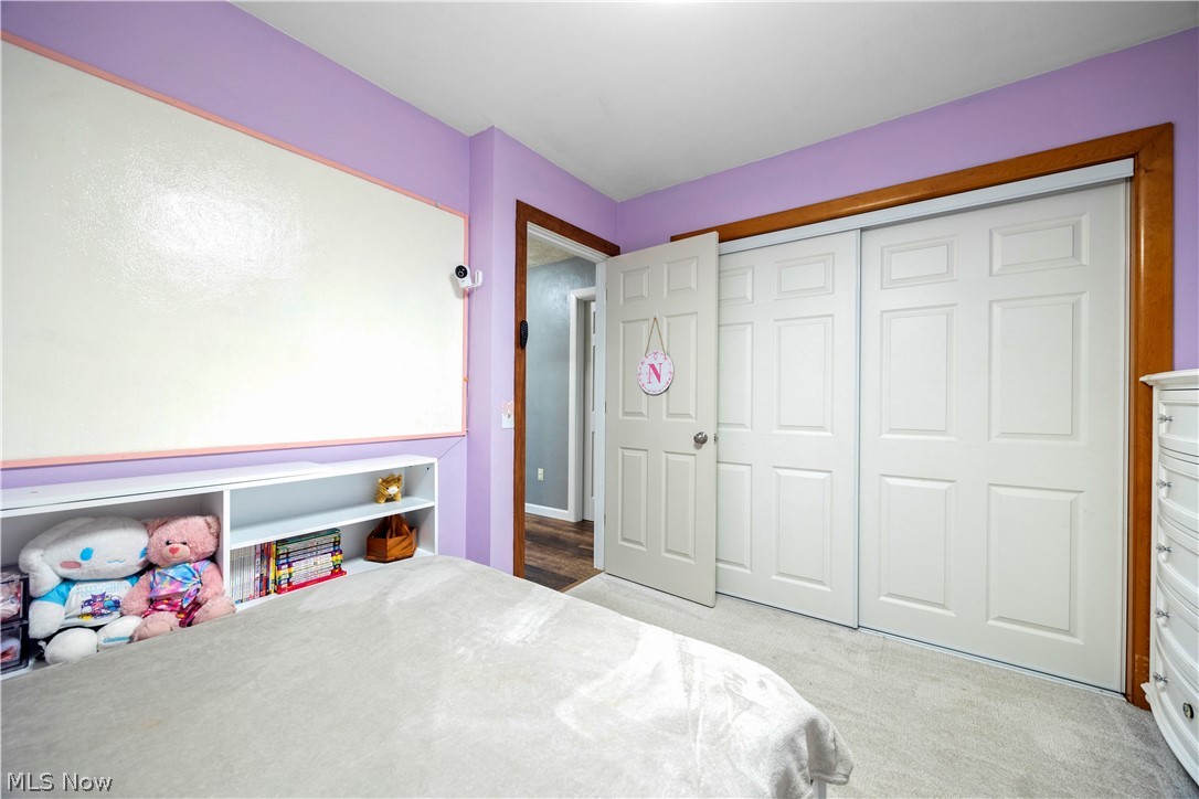 1908 Wallace Lane Lorain OH 44053