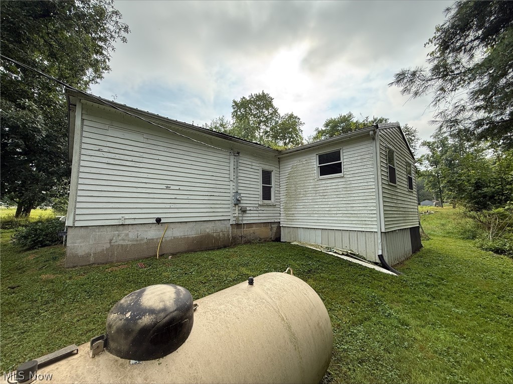 1027 Township Road 3475 Perrysville OH 44864