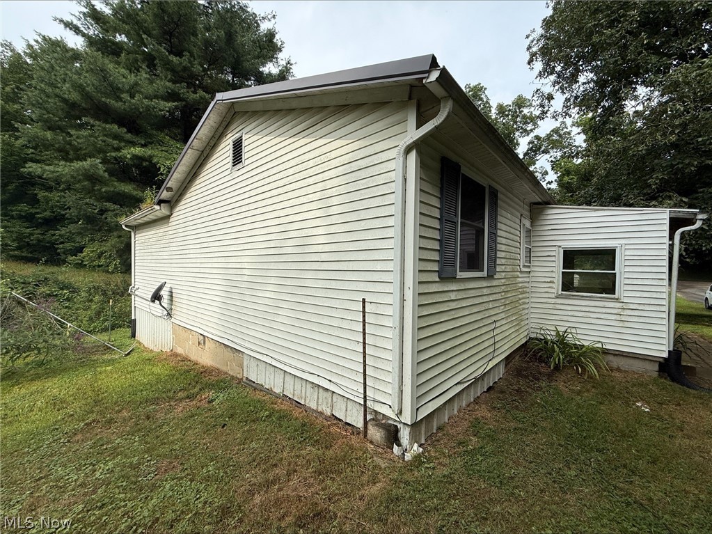 1027 Township Road 3475 Perrysville OH 44864