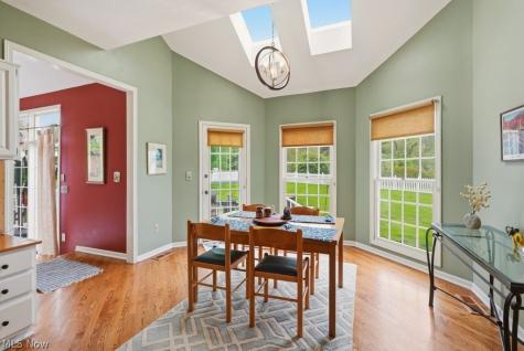 735 Jamestown Court Hudson OH 44236