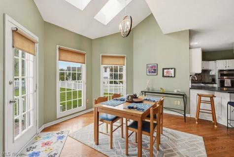 735 Jamestown Court Hudson OH 44236