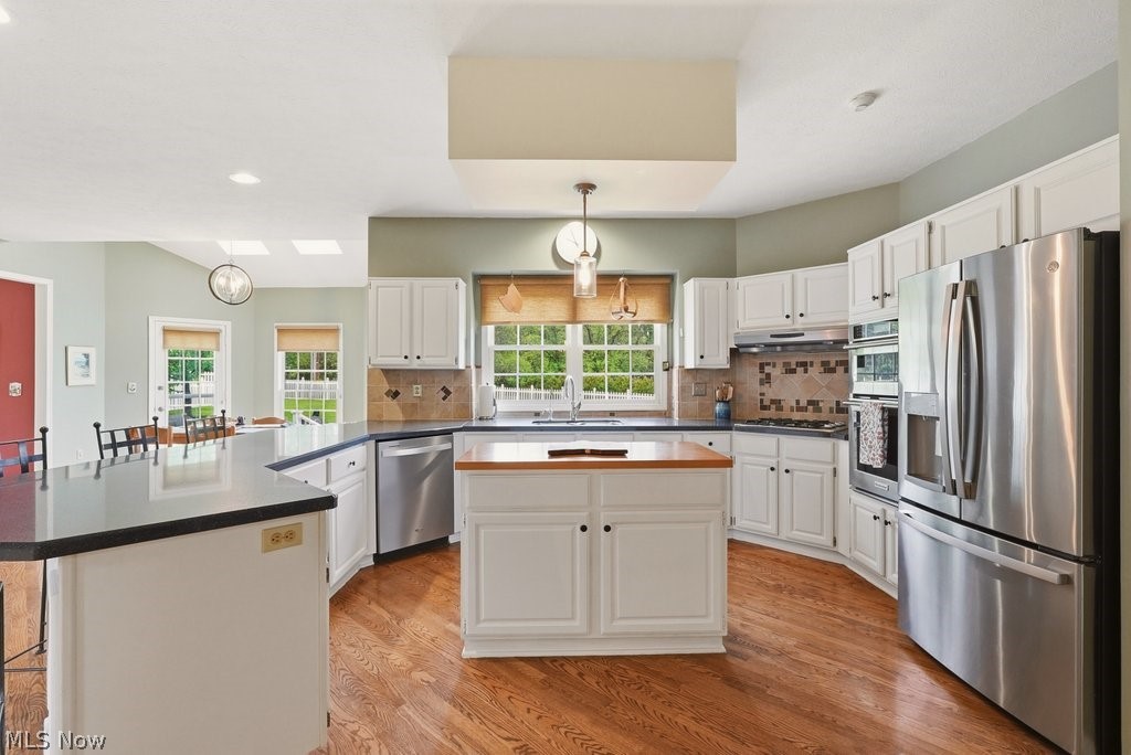 735 Jamestown Court Hudson OH 44236