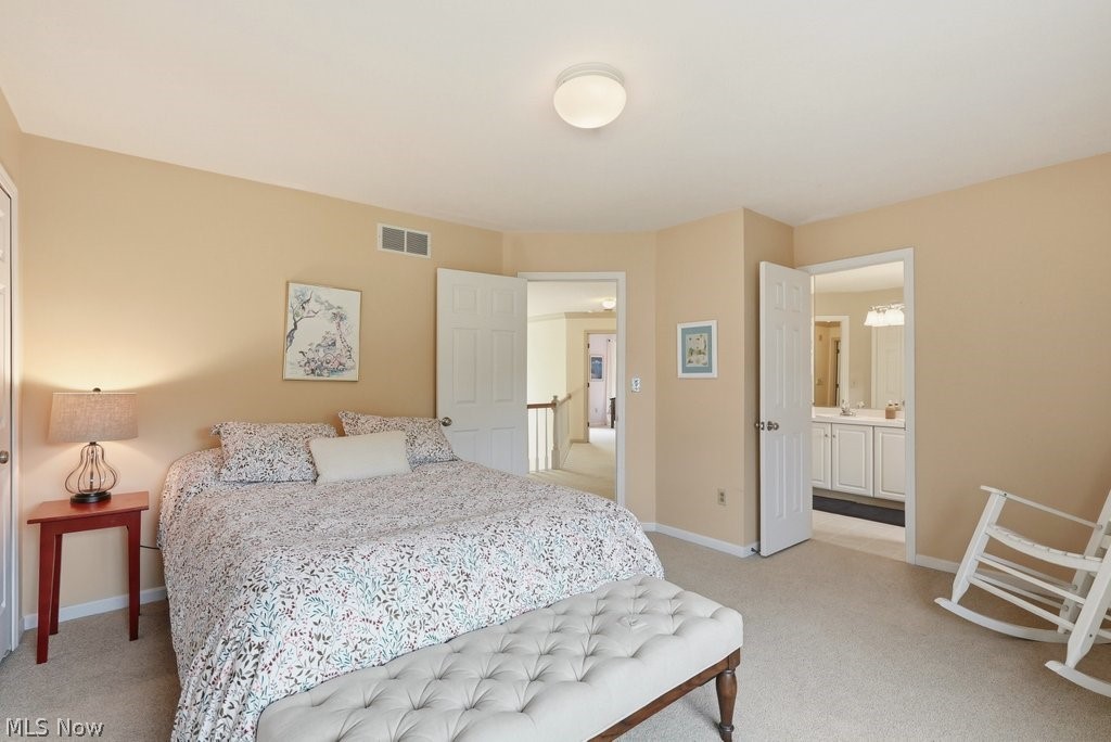 735 Jamestown Court Hudson OH 44236