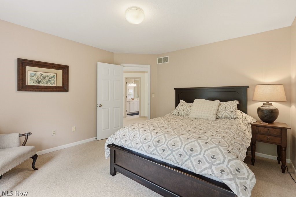 735 Jamestown Court Hudson OH 44236