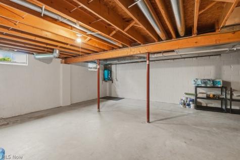 735 Jamestown Court Hudson OH 44236