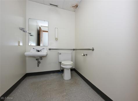 6942 State Route 44 Ravenna OH 44266