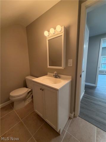 1199 Mayfield Ridge Road Cleveland OH 44124
