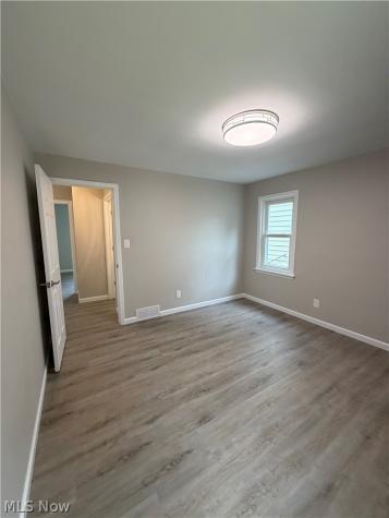 1199 Mayfield Ridge Road Cleveland OH 44124