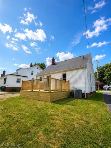 1199 Mayfield Ridge Road Cleveland OH 44124