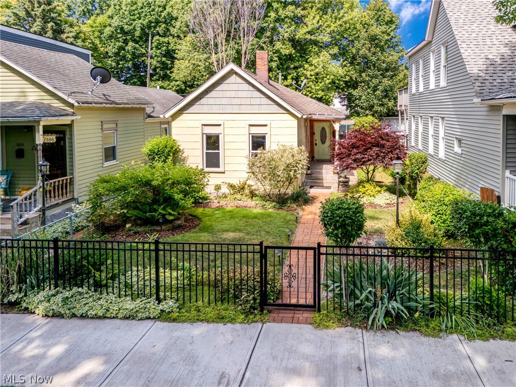 1884 W 47th Street Cleveland OH 44102