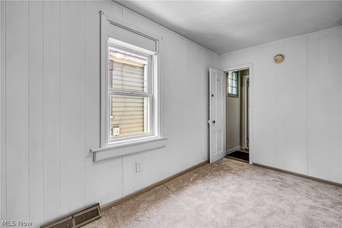 1884 W 47th Street Cleveland OH 44102