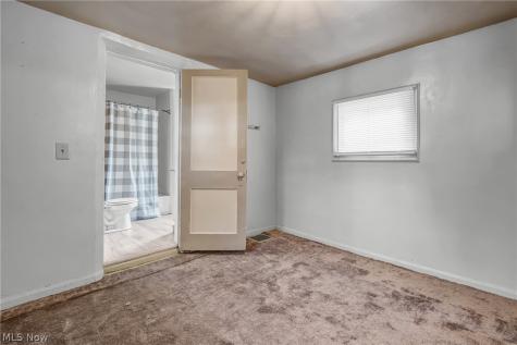 1884 W 47th Street Cleveland OH 44102