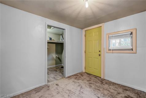 1884 W 47th Street Cleveland OH 44102
