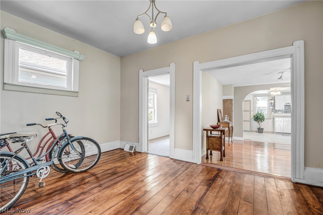 1884 W 47th Street Cleveland OH 44102