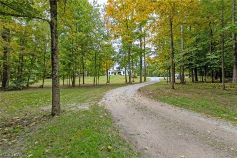 9274 Twp Road 4 Mansfield OH 44903