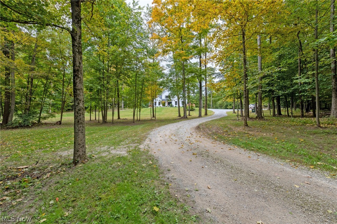 9274 Twp Road 4 Mansfield OH 44903