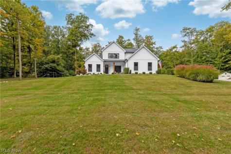 9274 Twp Road 4 Mansfield OH 44903