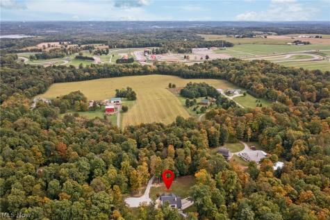 9274 Twp Road 4 Mansfield OH 44903