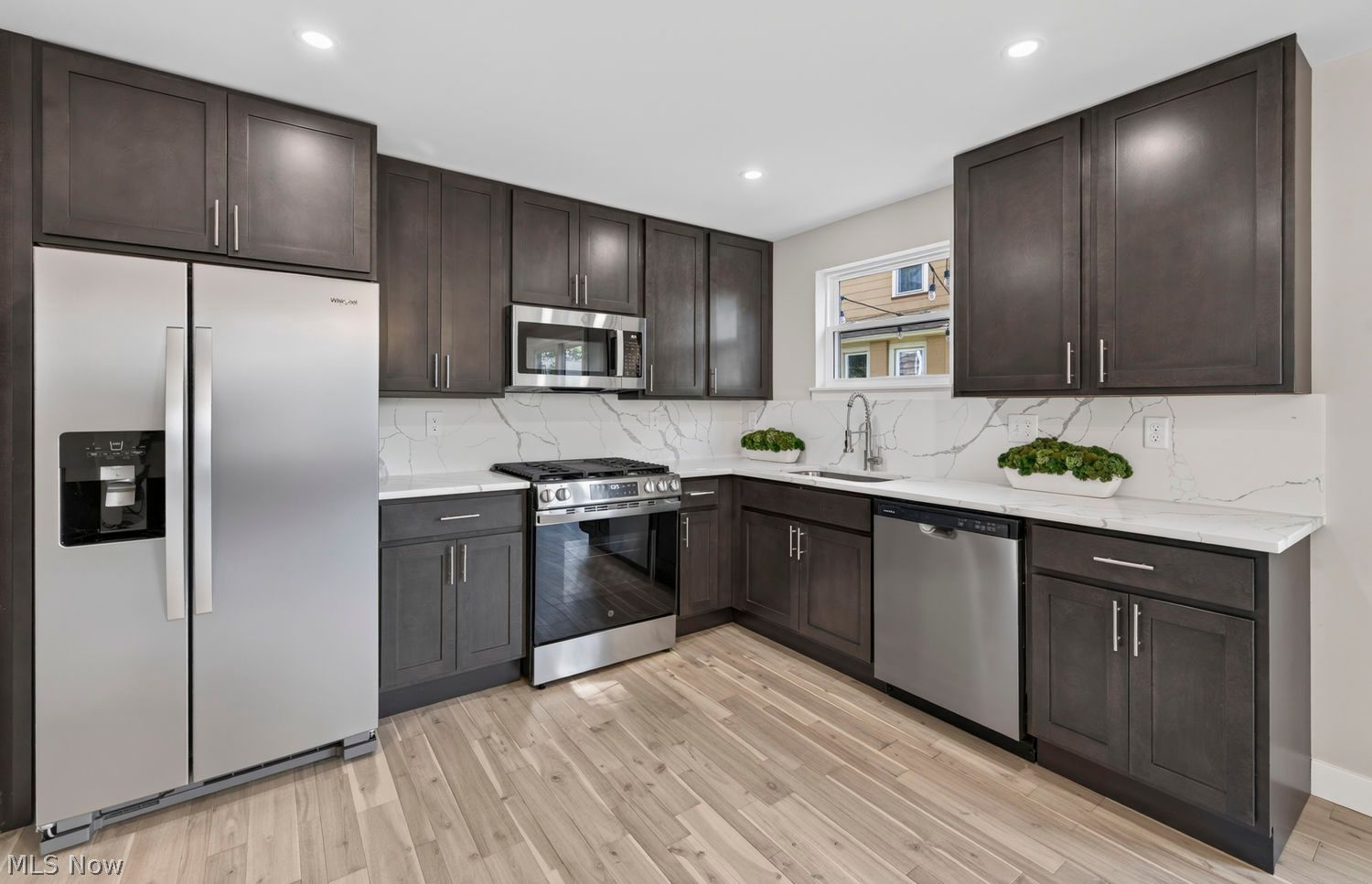 2148 W 21st Place Cleveland OH 44113